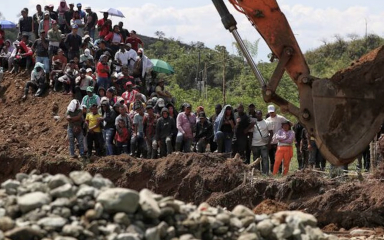 Derrumbe en mina ilegal en Colombia
